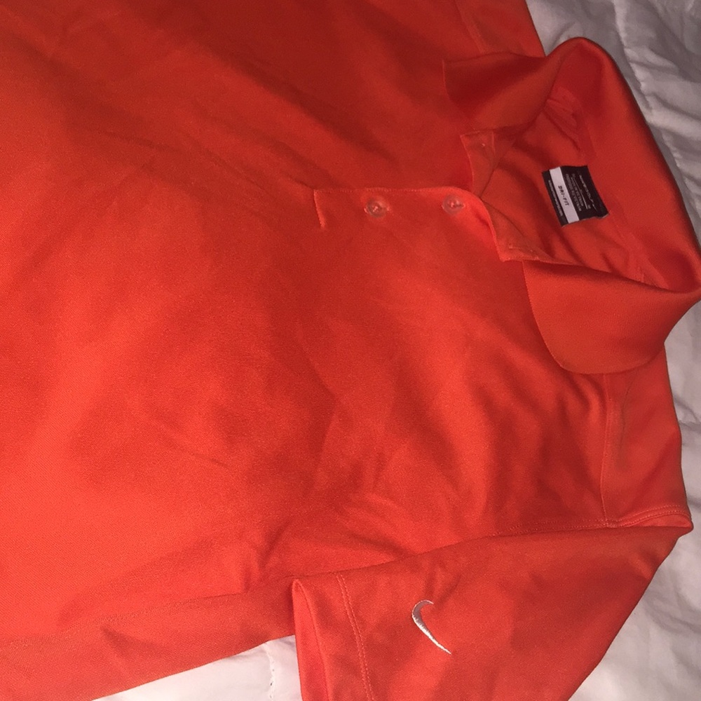 Men’s Nike dri-fit golf shirt